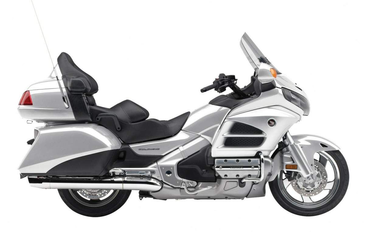 Honda GLX 1800 Gold Wing F6B Delux